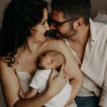 Fotografía de recién nacido lifestyle a domicilio en Cáceres